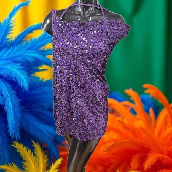 WILD FABLE PURPLE SEQUINS SLEEVELESS MINI SKIRT SIZE LARGE. - Picture 1 of 10